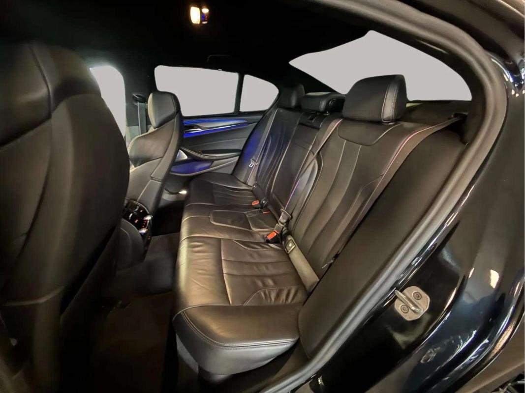 BMW M5 - Photo 11