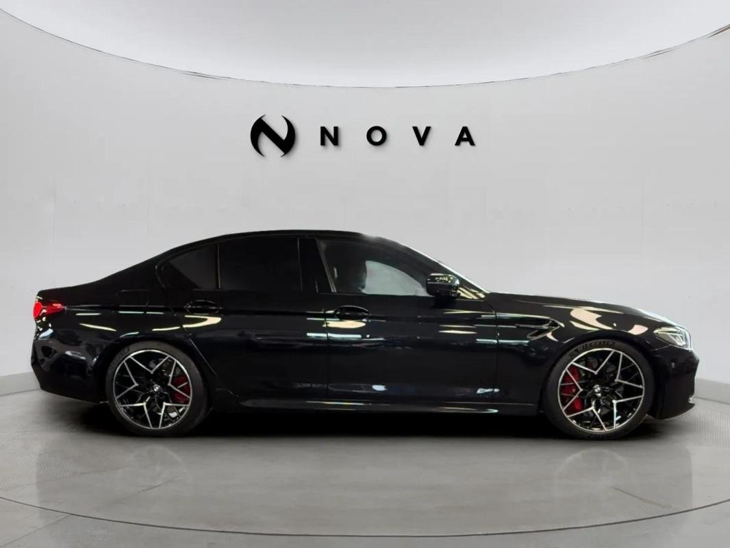 BMW M5 - Photo 5