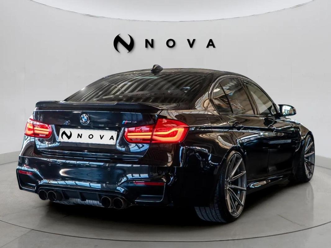 BMW M3 - Photo 4