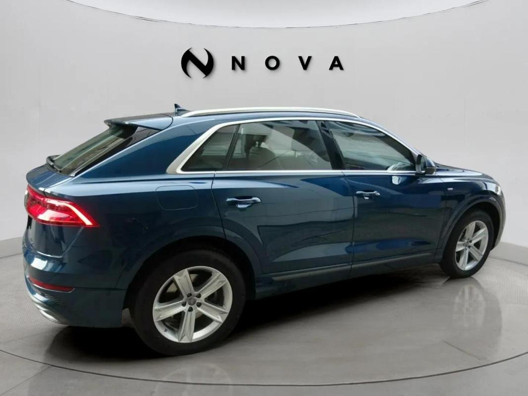 Audi Q8 - Photo 4
