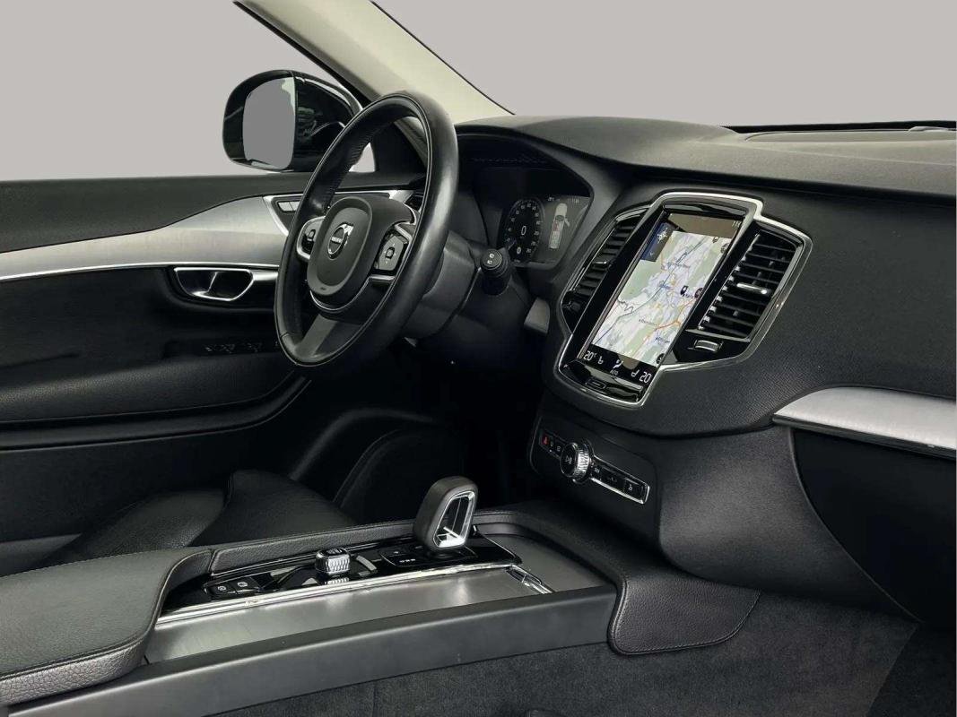 Volvo XC90 - Photo 10