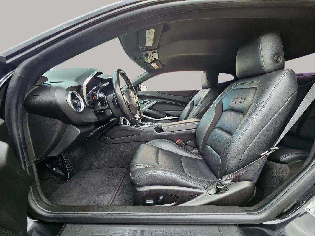 Chevrolet Camaro - Photo 8