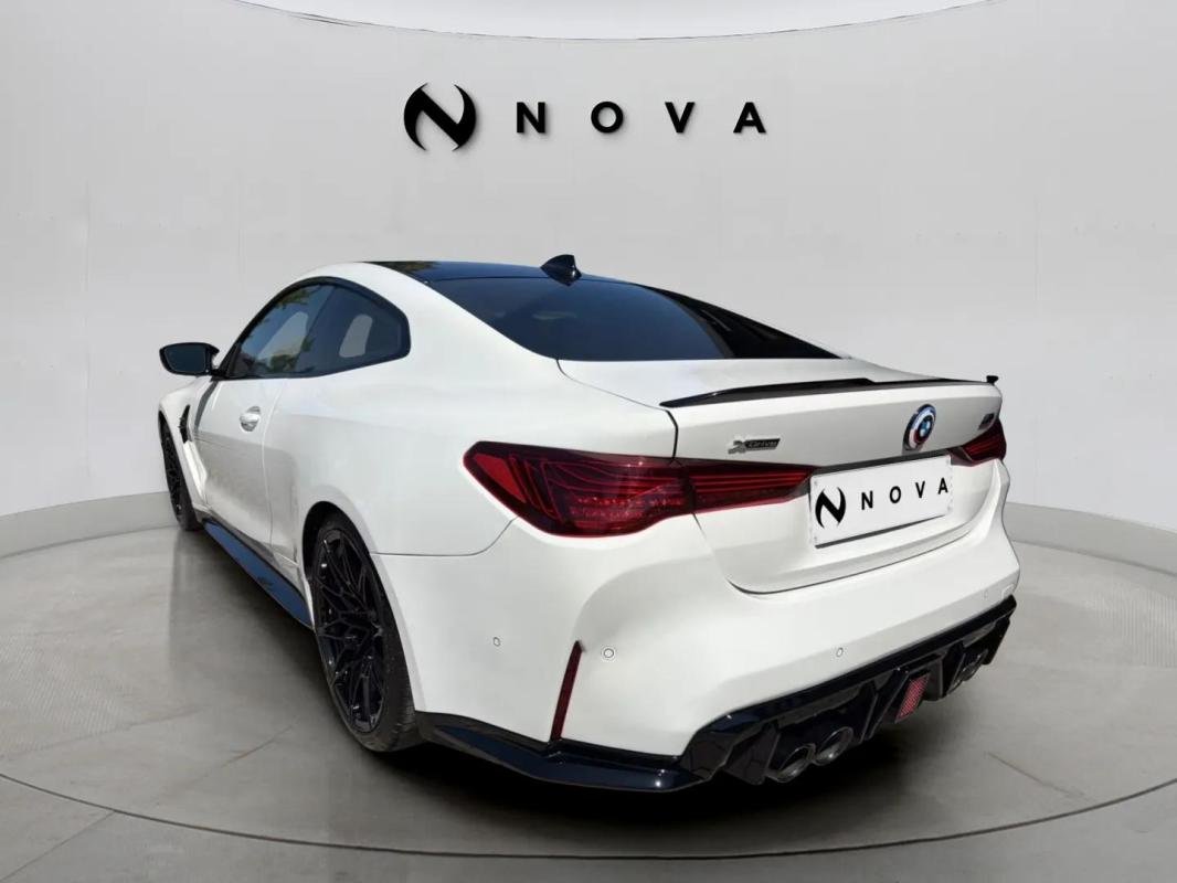BMW M4 - Photo 3