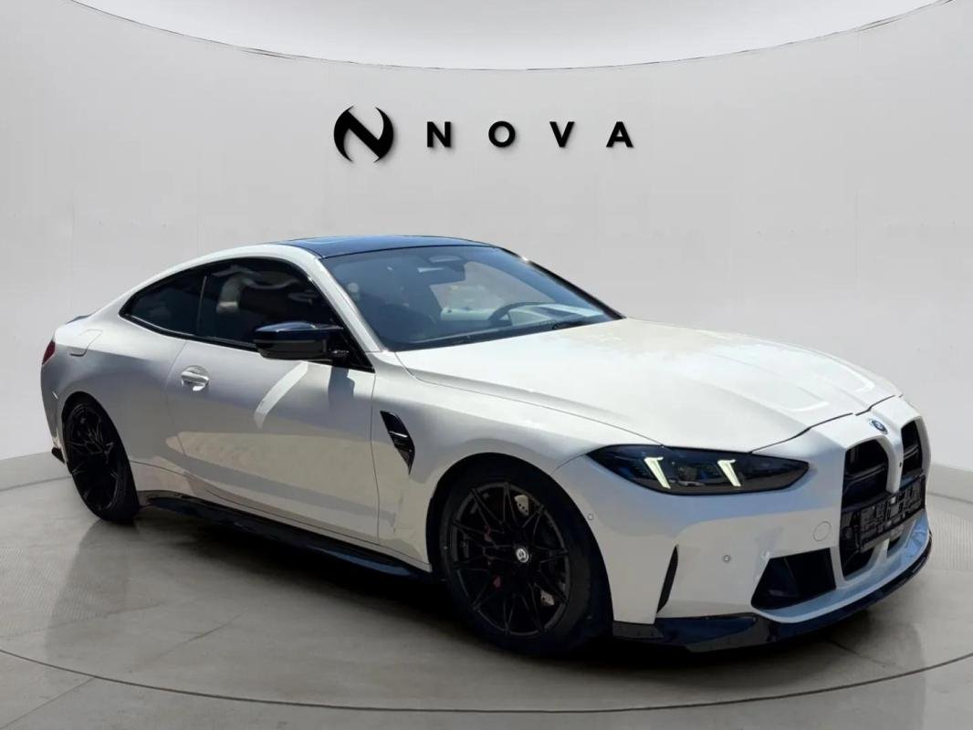 BMW M4 - Photo 5