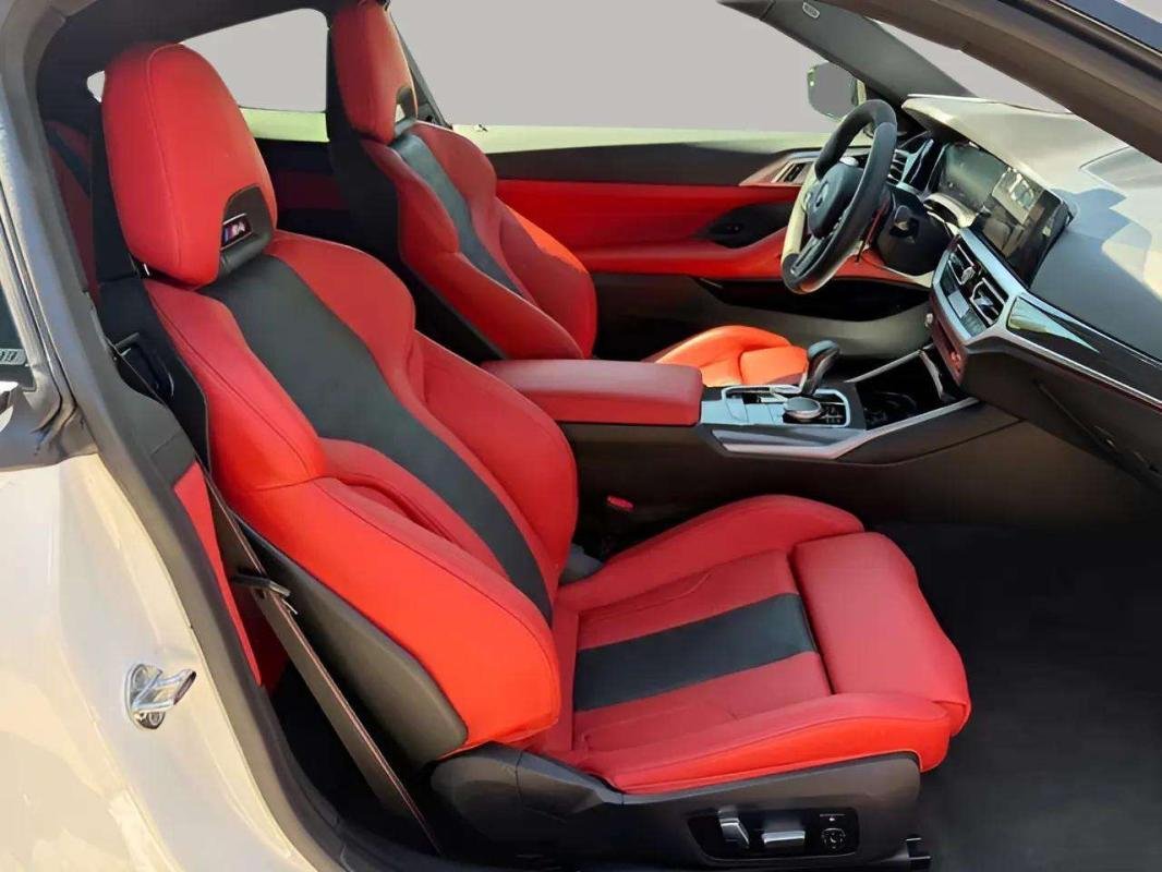 BMW M4 - Photo 9