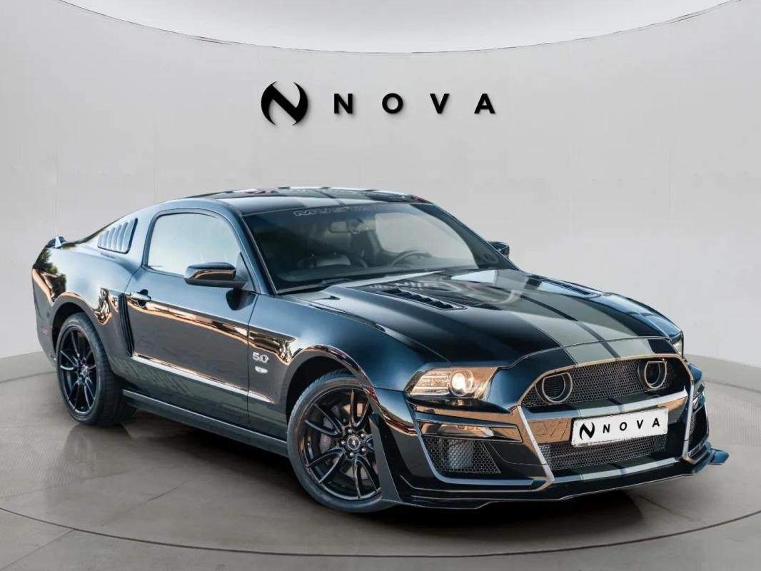 Ford Mustang - Photo 8