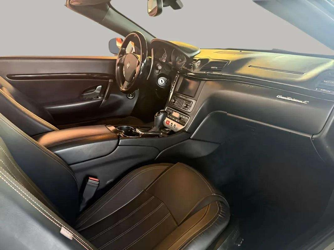 Maserati Grancabrio - Photo 9