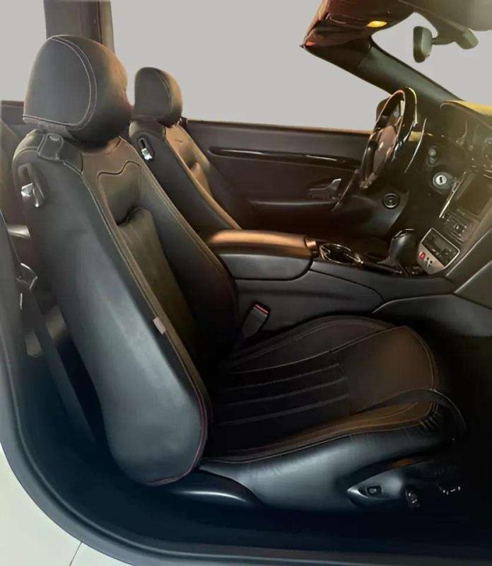 Maserati Grancabrio - Photo 10