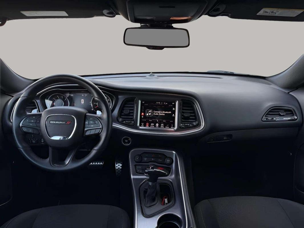 Dodge Challenger - Photo 13