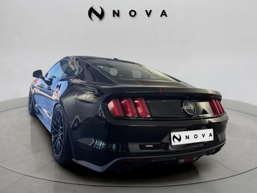 Ford Mustang - Photo 3
