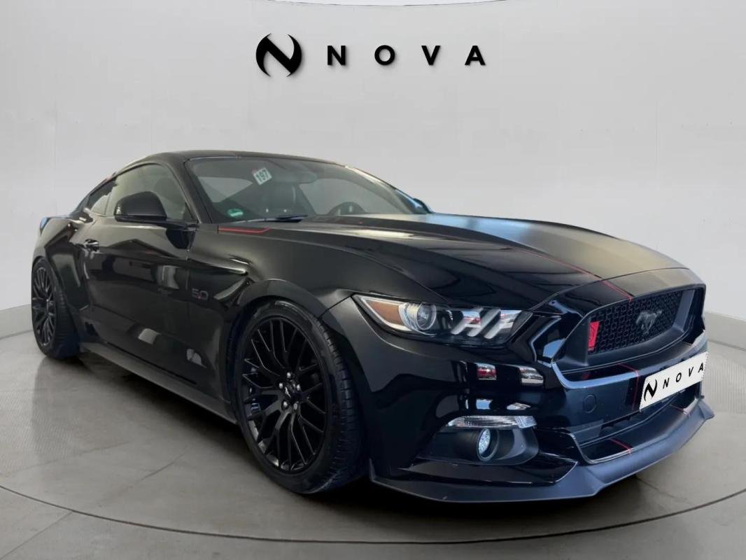 Ford Mustang - Photo 5