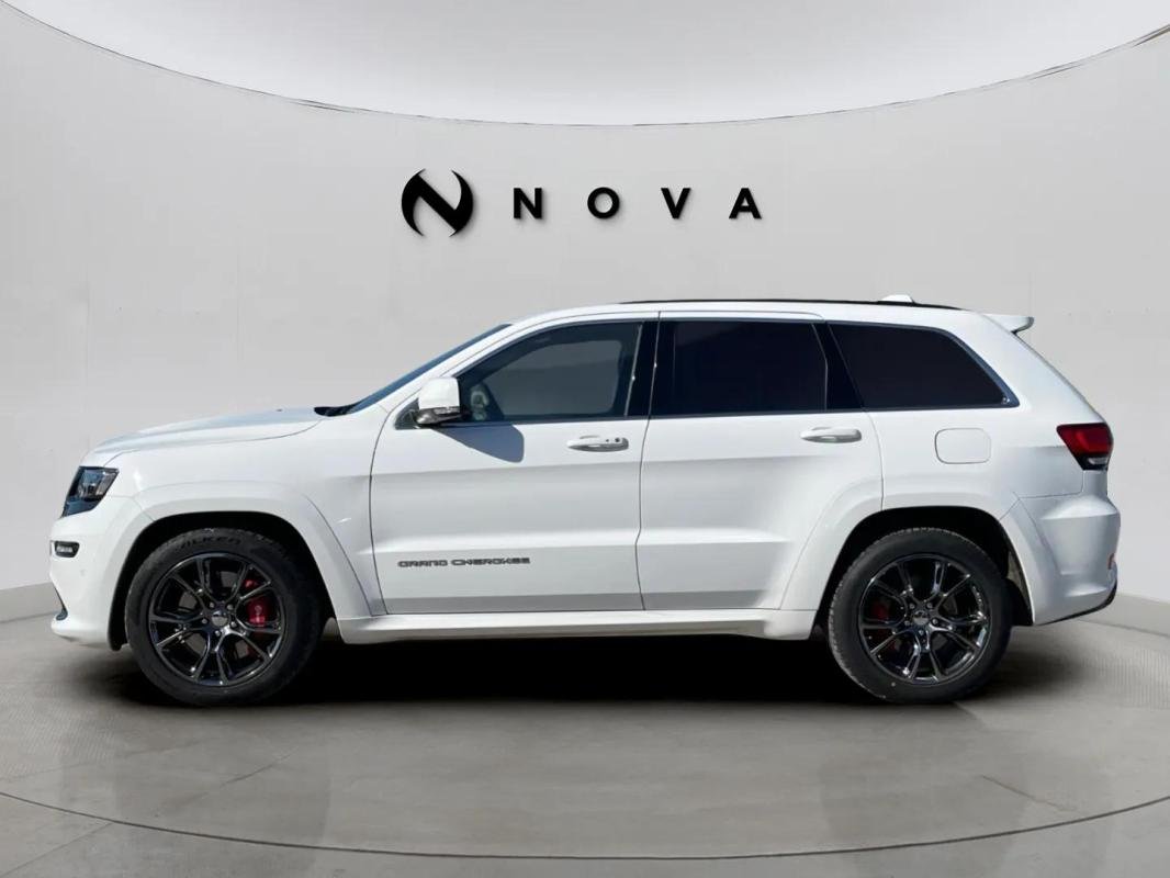 Jeep Cherokee - Photo 3
