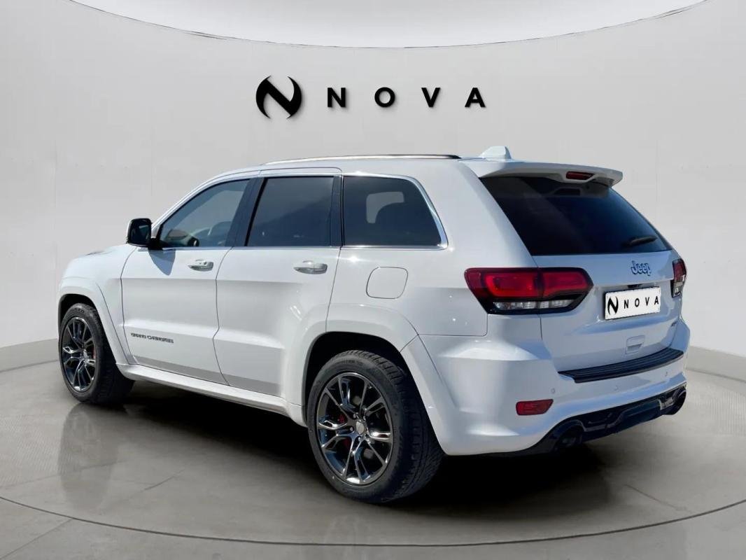 Jeep Cherokee - Photo 4