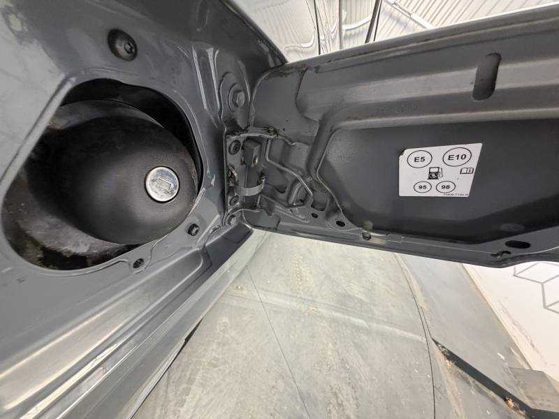 Dacia Sandero - Photo 24