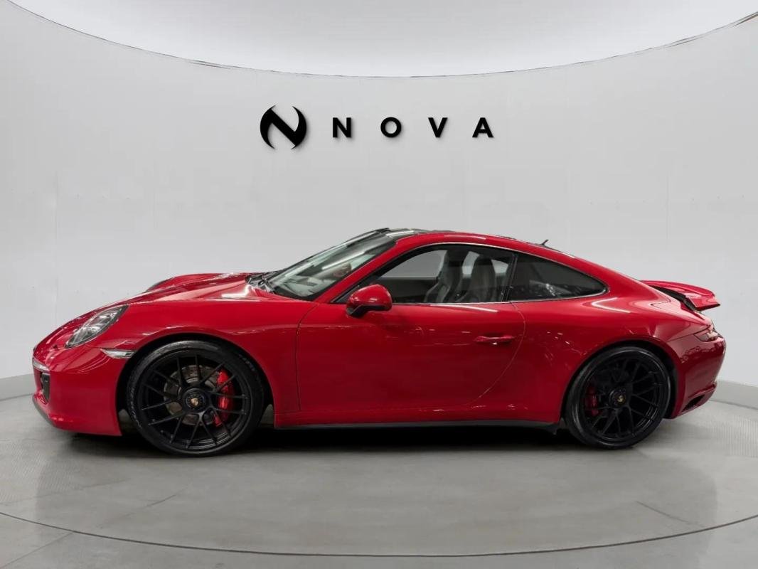 Porsche 911 - Photo 2