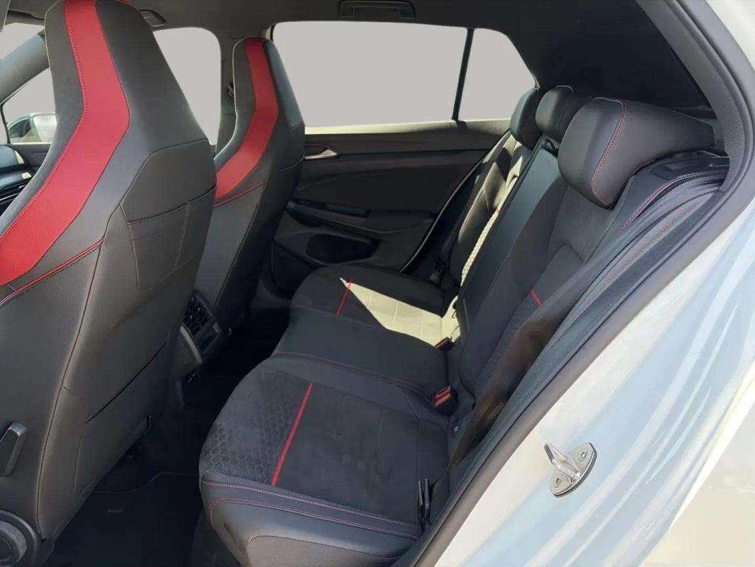 Volkswagen Golf - Photo 12