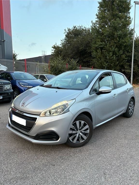 Peugeot 208 - Photo 5