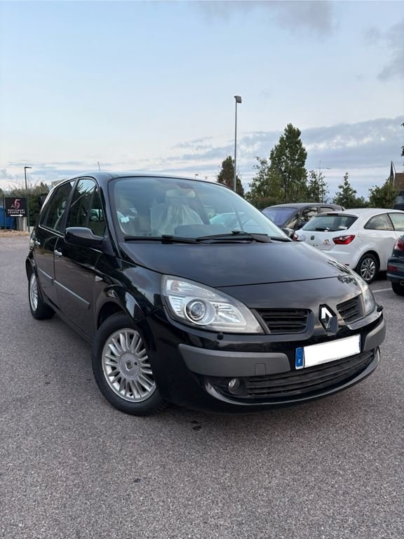 Renault Scénic - Photo 1