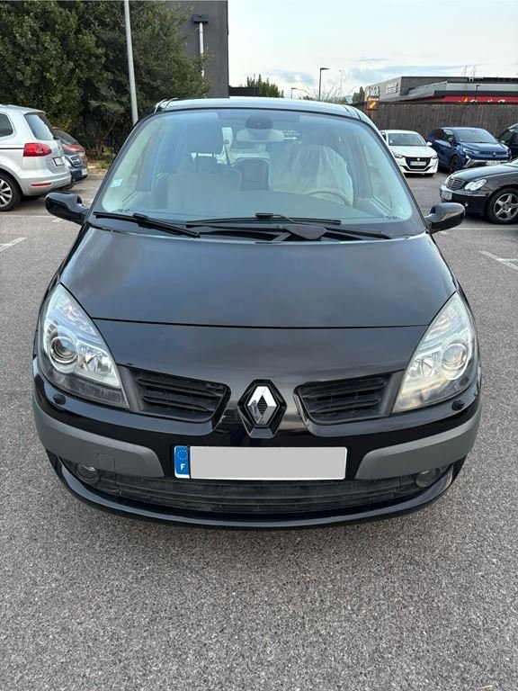 Renault Scénic - Photo 12