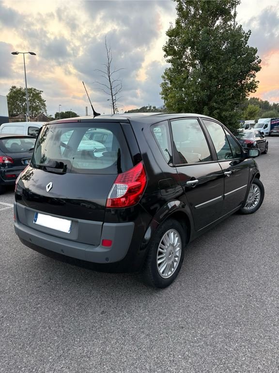 Renault Scénic - Photo 8