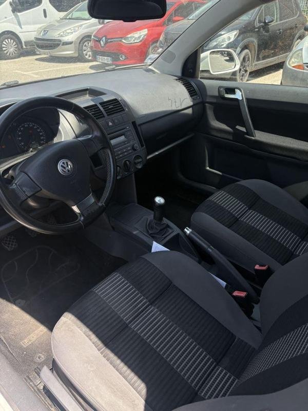 Volkswagen Polo - Photo 17