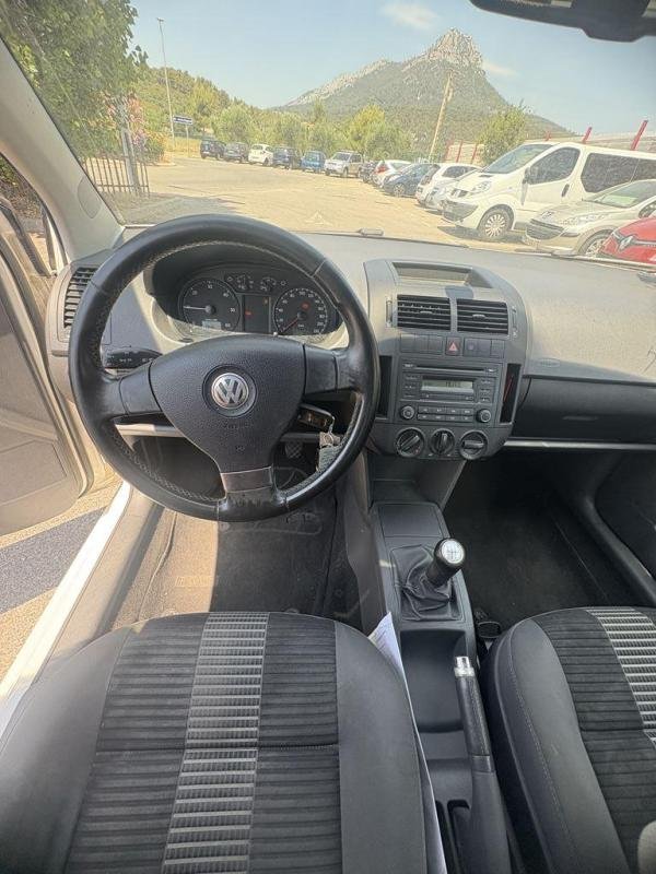 Volkswagen Polo - Photo 18