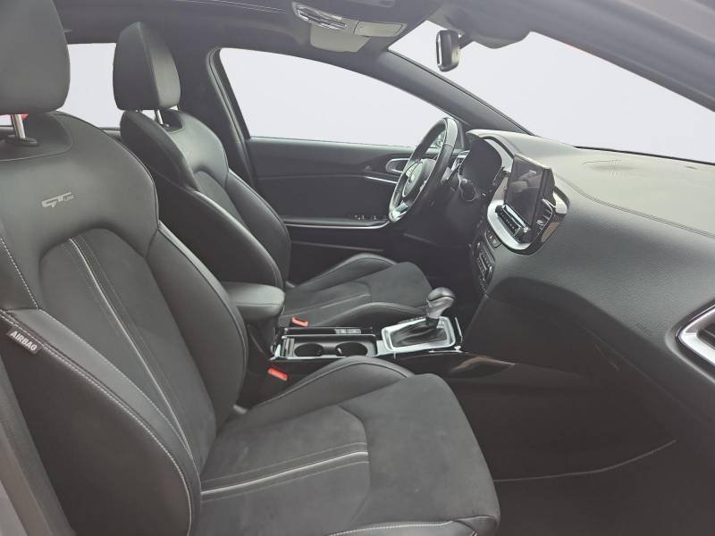 Kia ProCeed - Photo 15