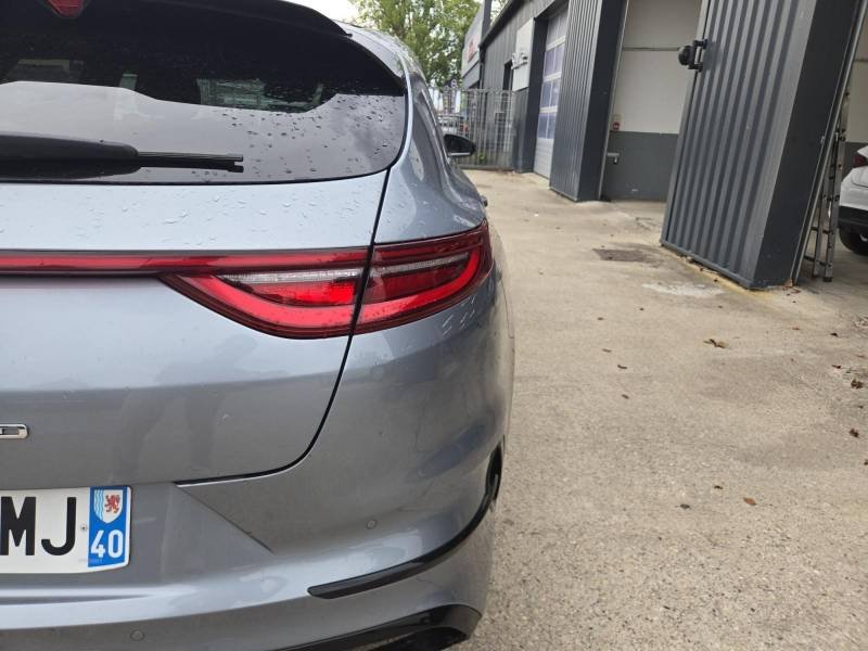 Kia ProCeed - Photo 22