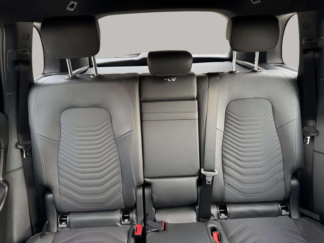 Mercedes GLB - Photo 12