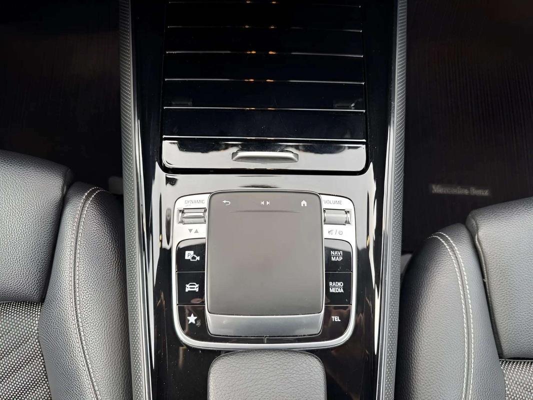 Mercedes GLB - Photo 10