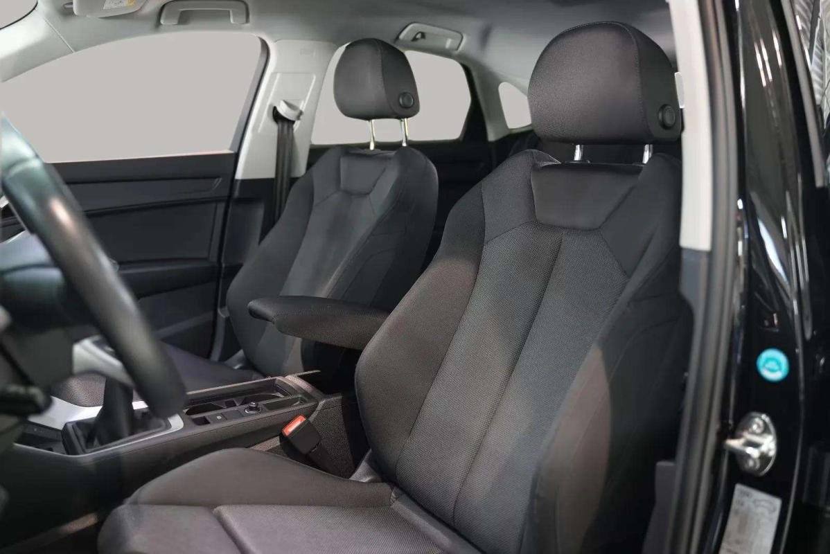 Audi Q3 - Photo 11