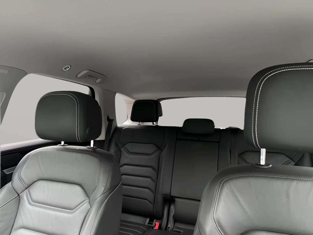 Volkswagen Touareg - Photo 10