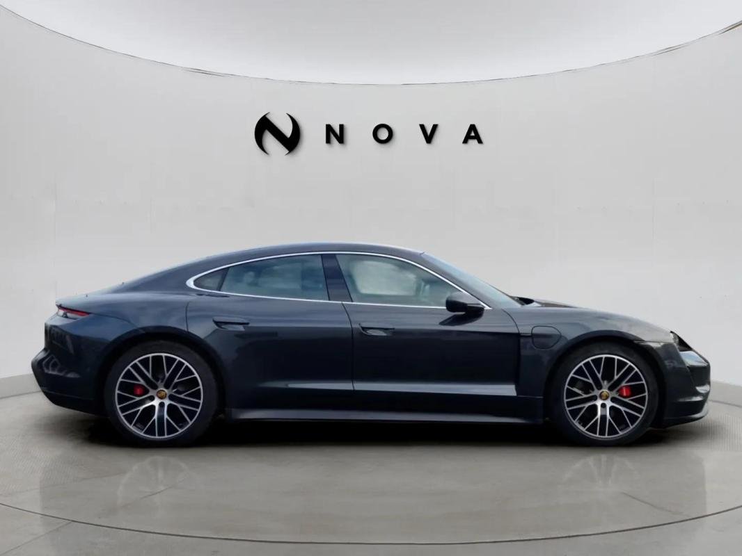 Porsche taycan - Photo 5