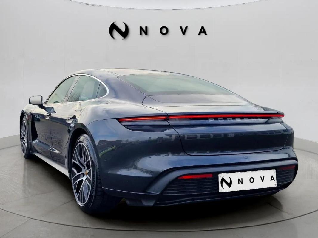 Porsche taycan - Photo 7