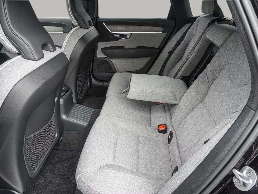 Volvo V90 - Photo 6