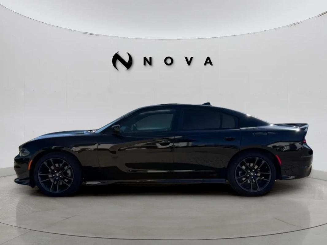 Dodge Charger - Photo 2