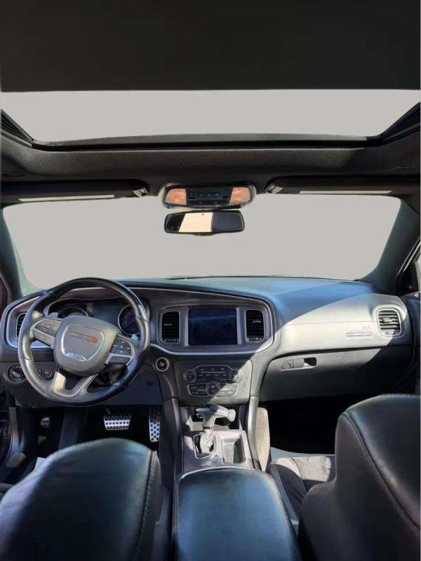 Dodge Charger - Photo 9