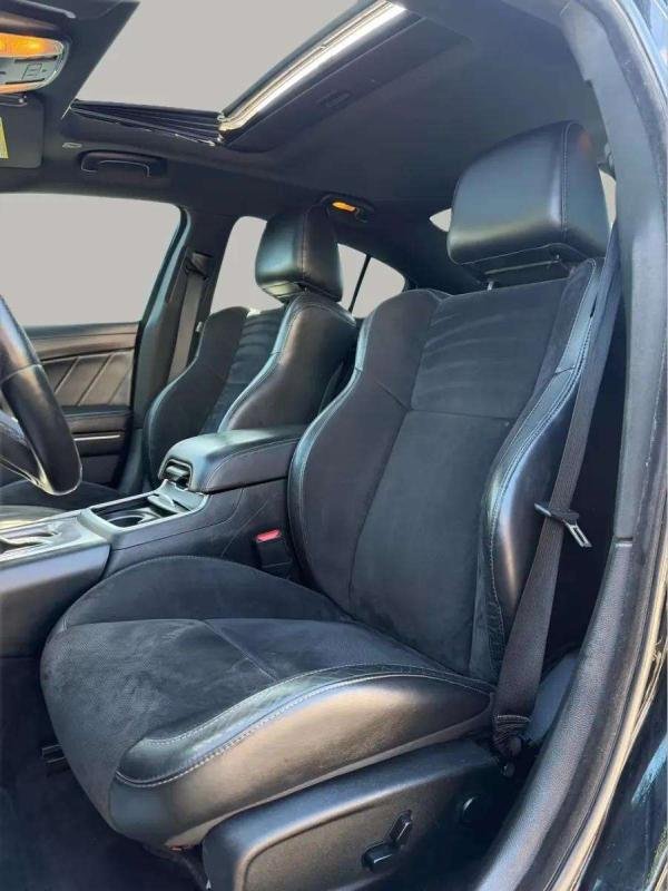 Dodge Charger - Photo 10