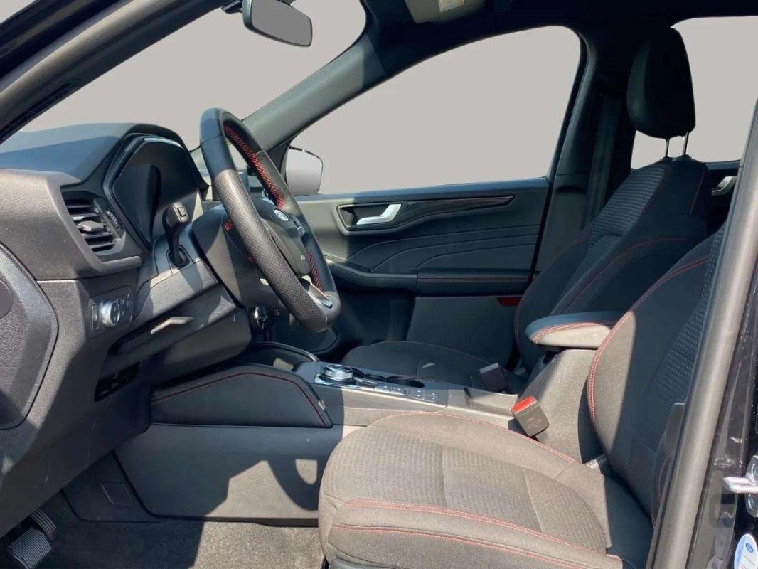 Ford Kuga - Photo 10
