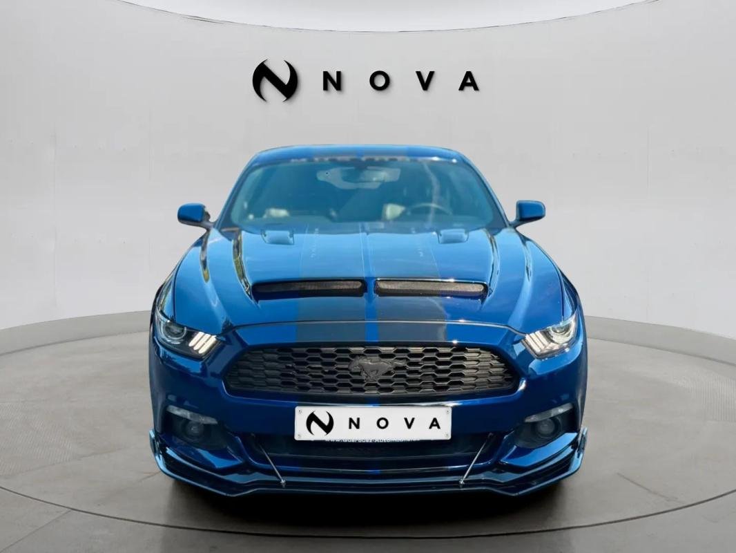 Ford Mustang - Photo 8