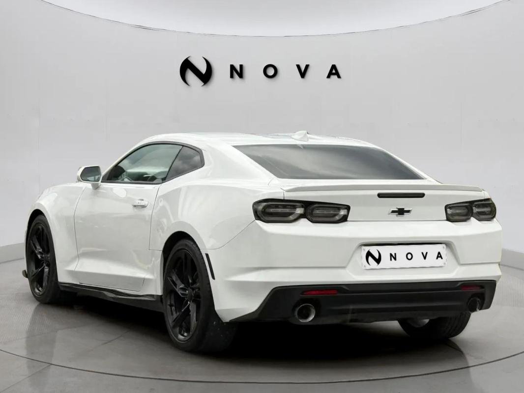 Chevrolet Camaro - Photo 3