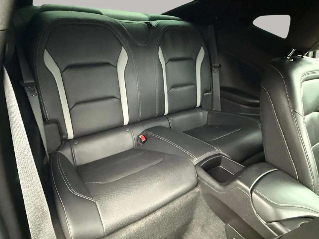 Chevrolet Camaro - Photo 10