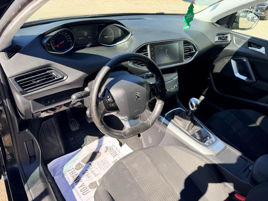 Peugeot 308 SW - Photo 15