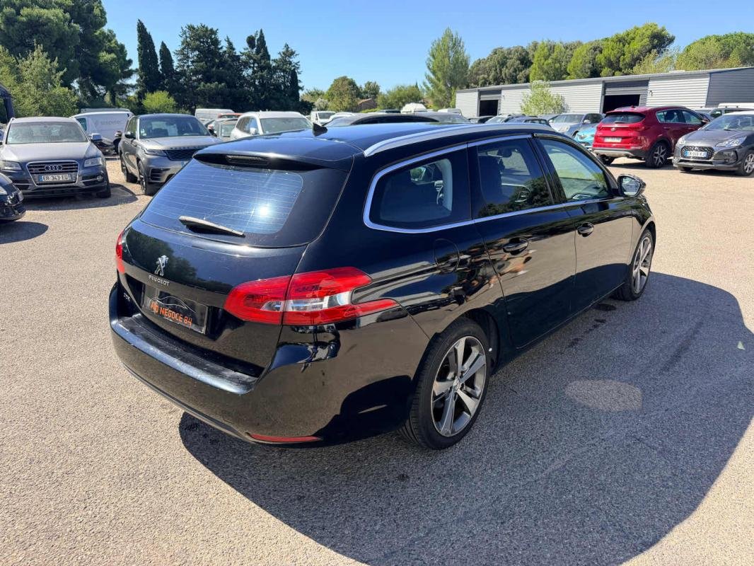 Peugeot 308 SW - Photo 6
