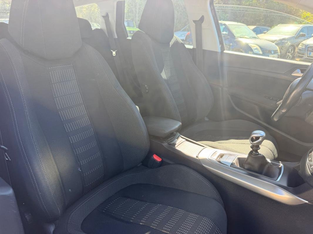 Peugeot 308 SW - Photo 10