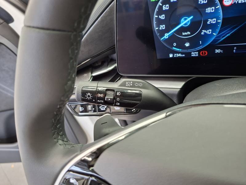 Kia Niro - Photo 22