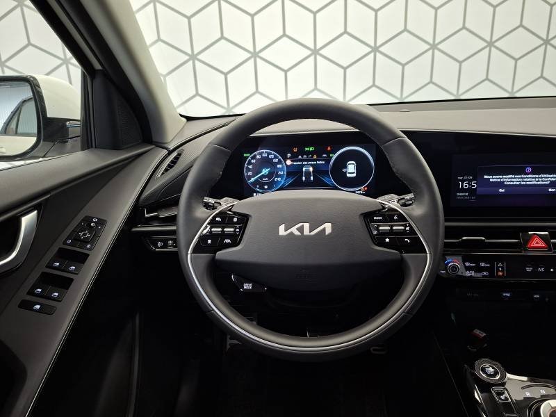 Kia Niro - Photo 30