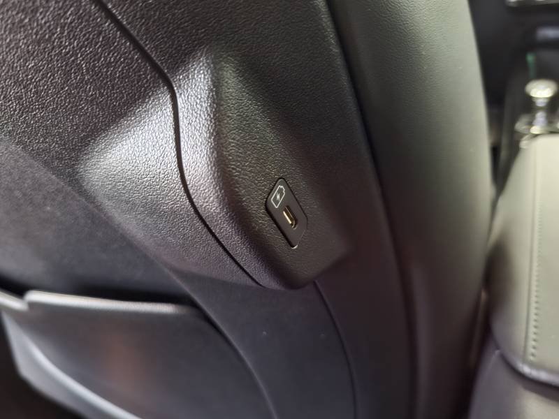 Kia Niro - Photo 32