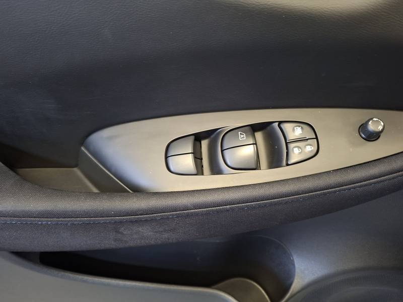 Nissan Leaf - Photo 20