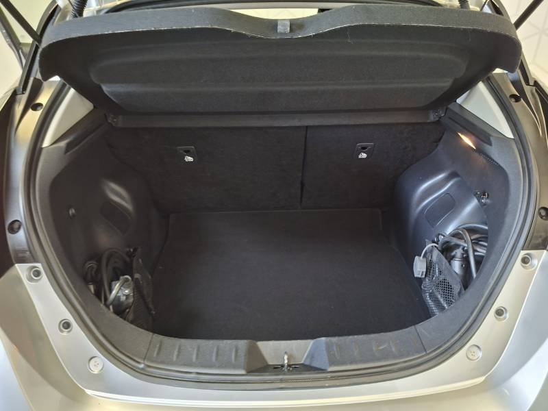Nissan Leaf - Photo 25